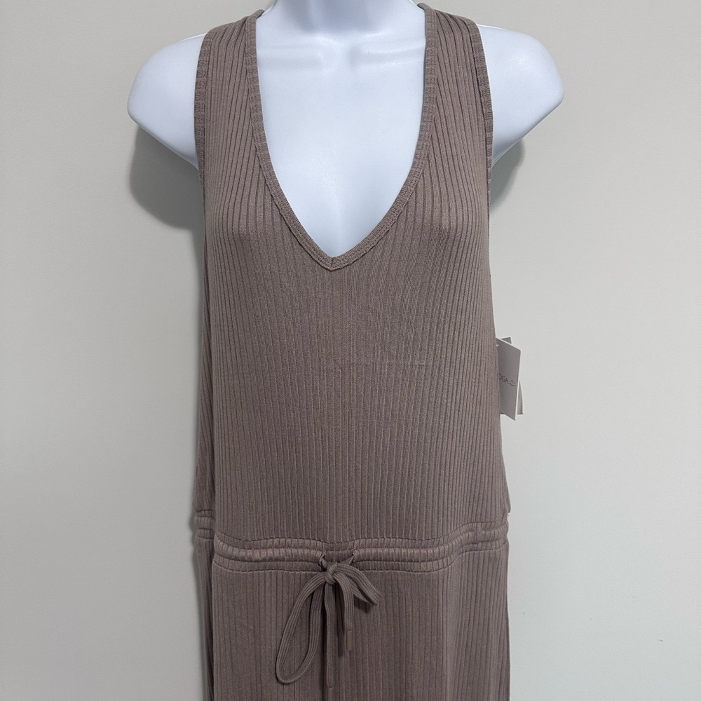 Beyond Yoga Jetsetter Jumpsuit - Birch- Size XL - Picture 5 of 10